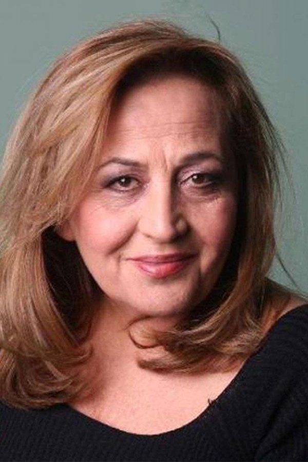 Hale Akınlı backdrop