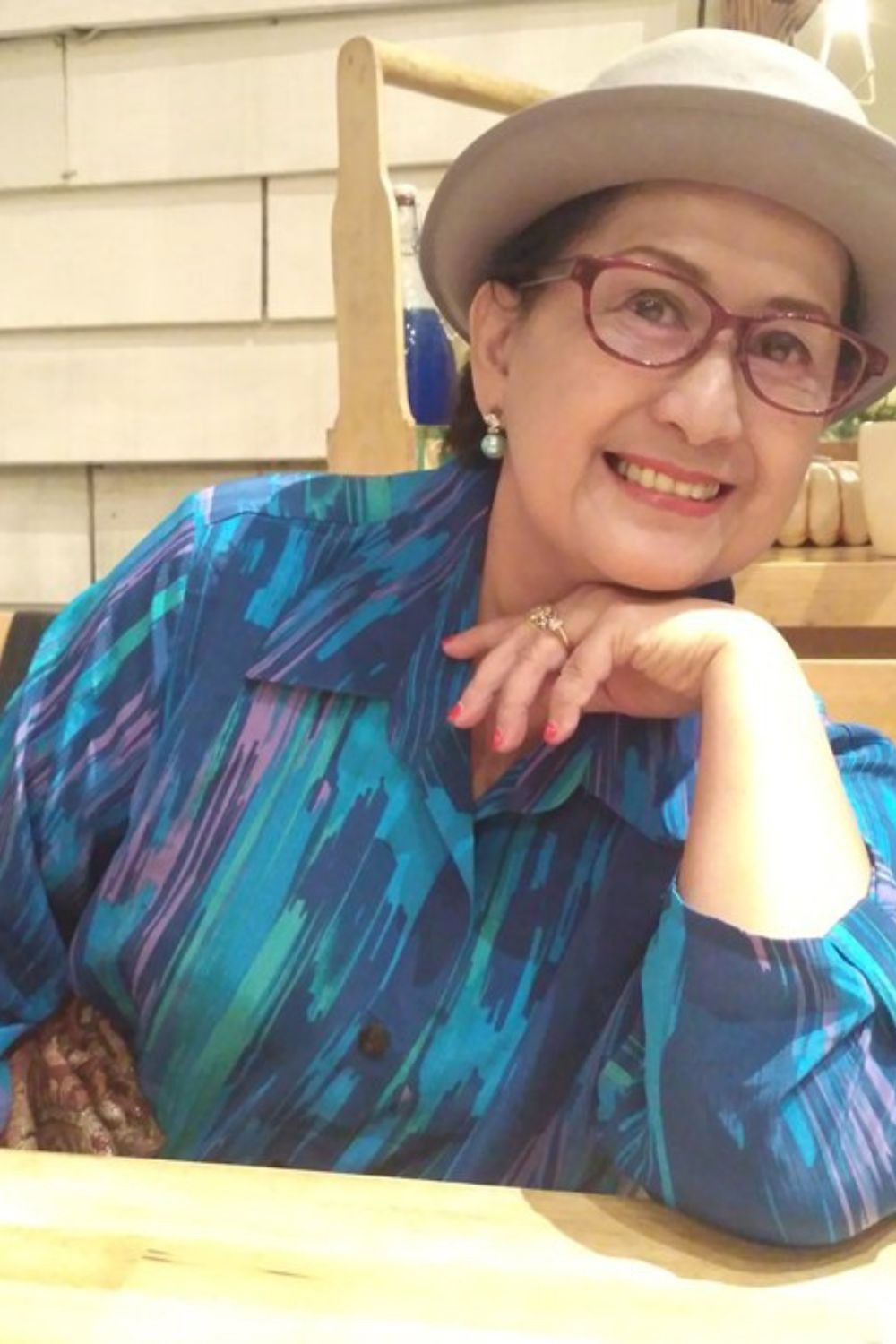 Grace Simon backdrop