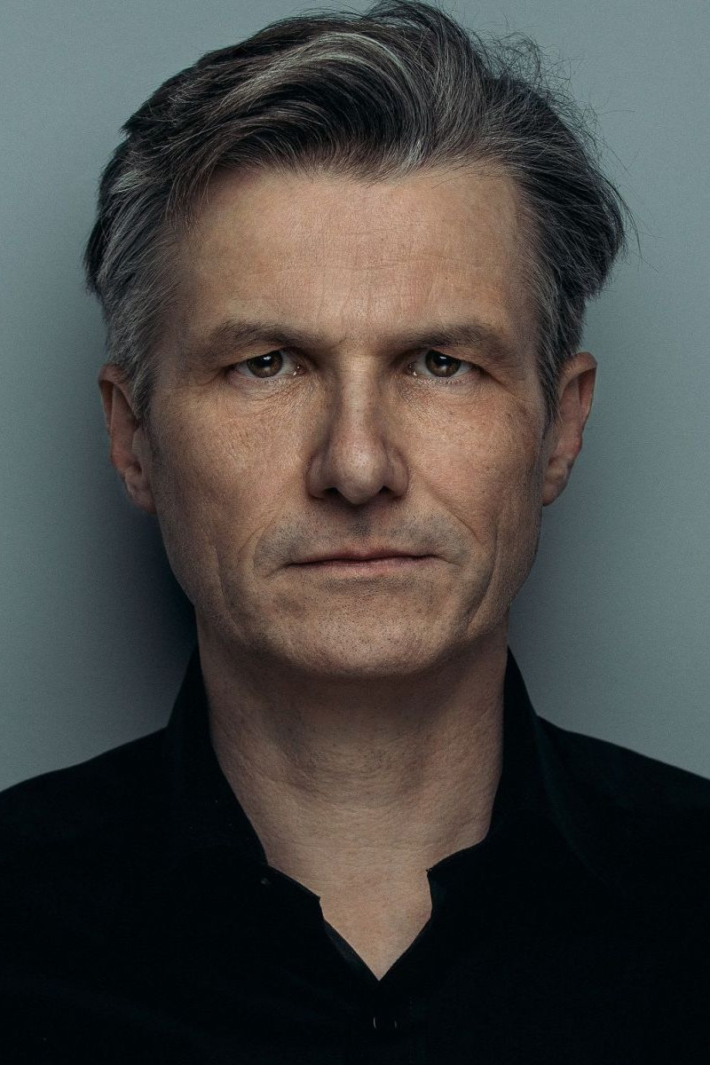 Alexander Stecher backdrop