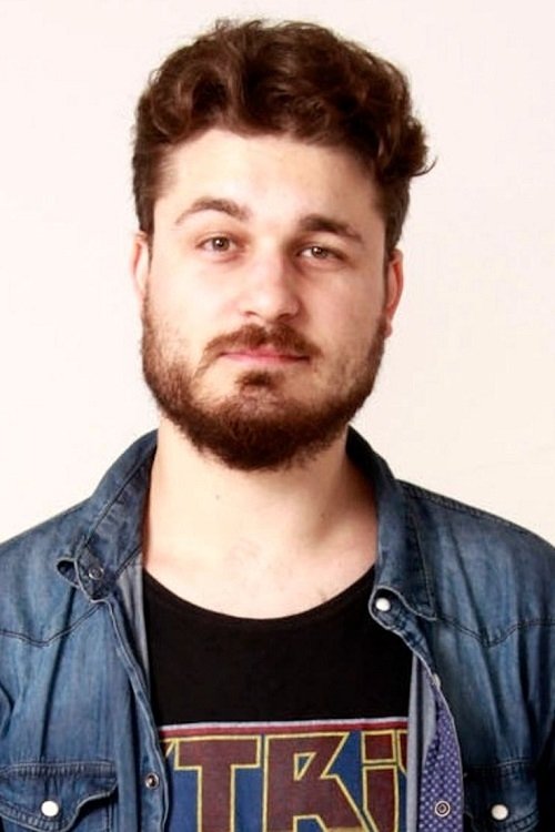 Maximiliano Contenti backdrop