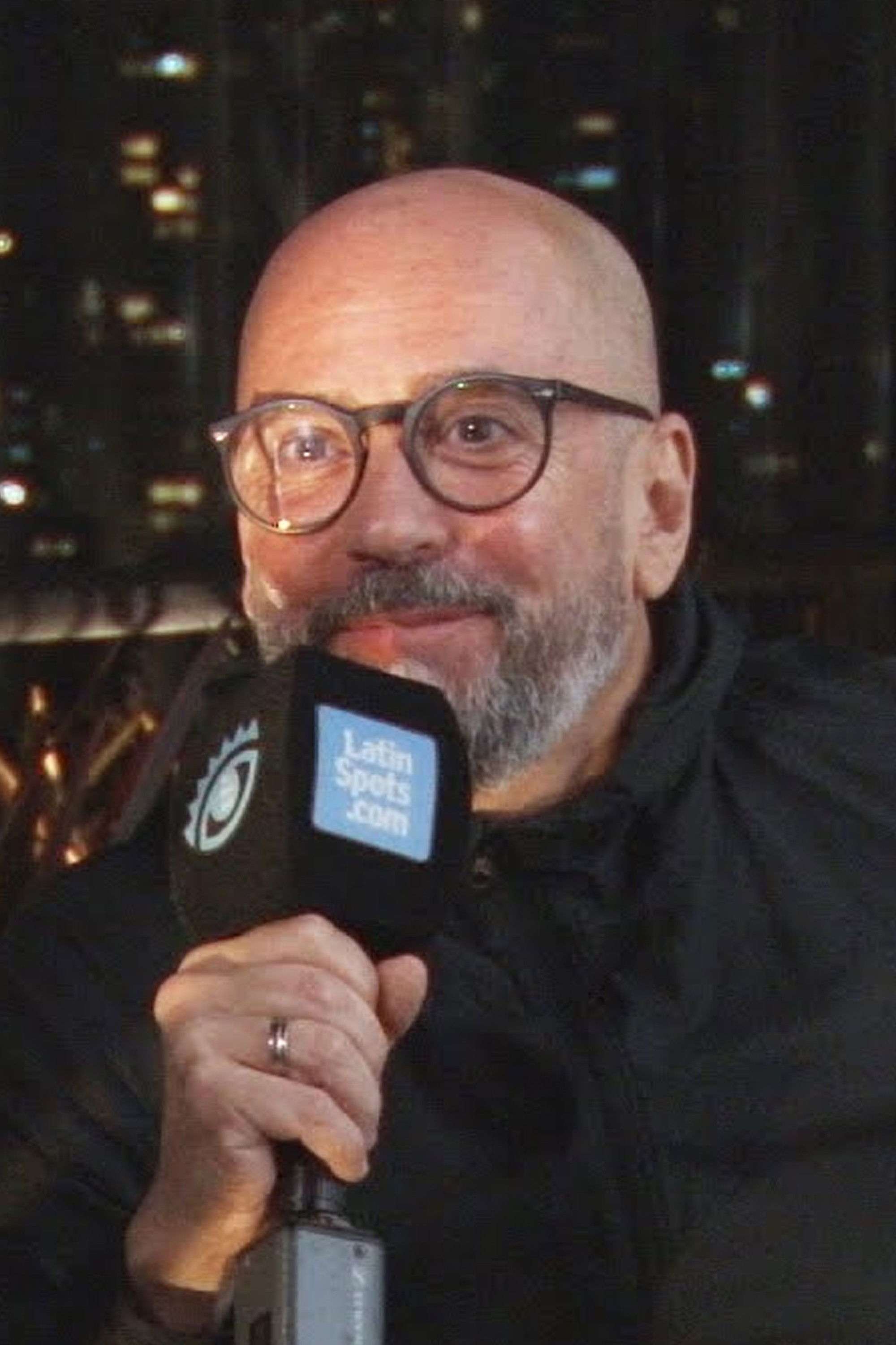 Jorge Caterbona backdrop