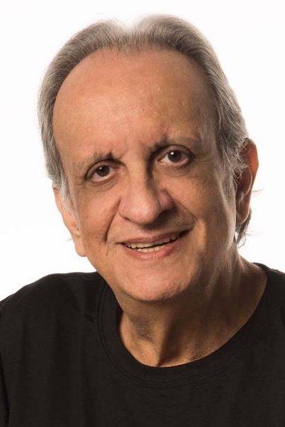 Bemvindo Sequeira backdrop