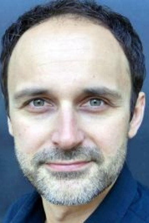 Raoul Schlechter backdrop