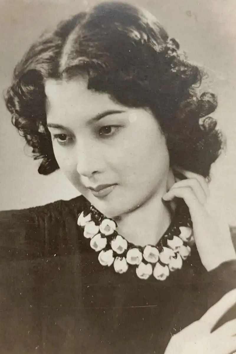 Nancy Wan-Seung Chan backdrop