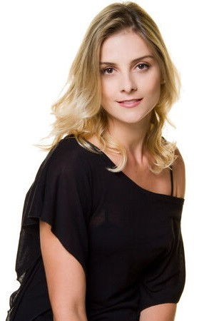 Carolina Chalita backdrop