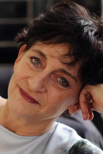 Véronique Guérin backdrop