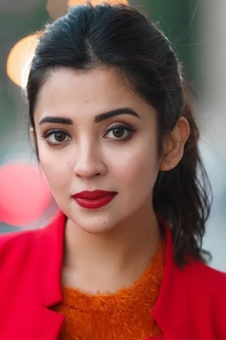 Barkha Singh backdrop