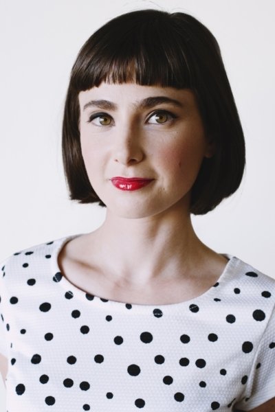 Lara Adine Lipschitz backdrop