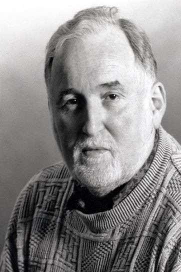 Rafael Mendizábal backdrop