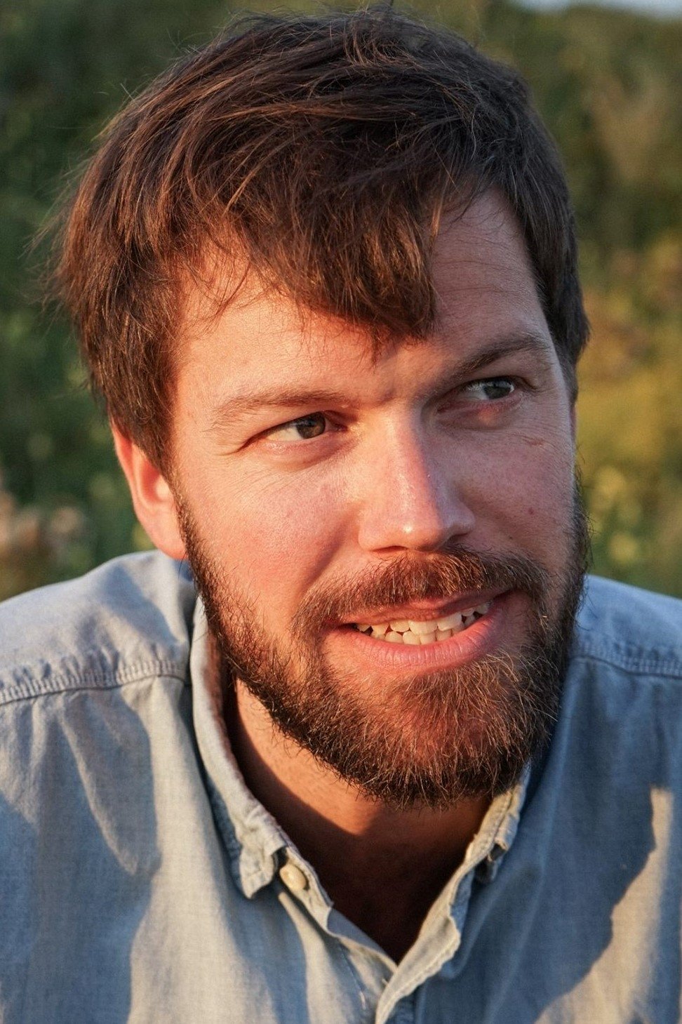 Andreas Hartmann backdrop