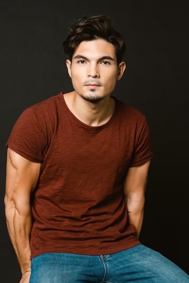 Joshua Colet backdrop