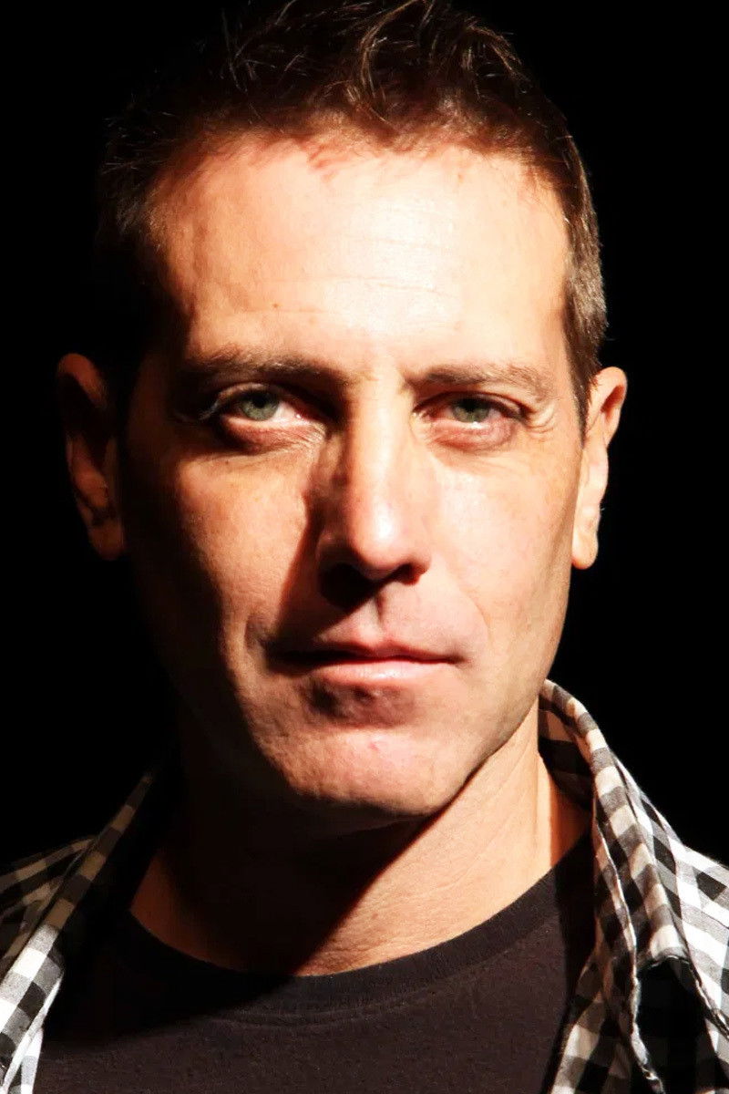 Hernán Márquez backdrop