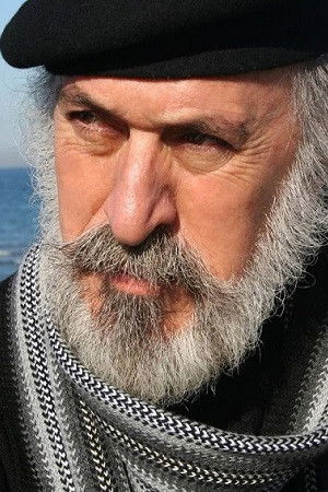 Manouchehr Alipour backdrop