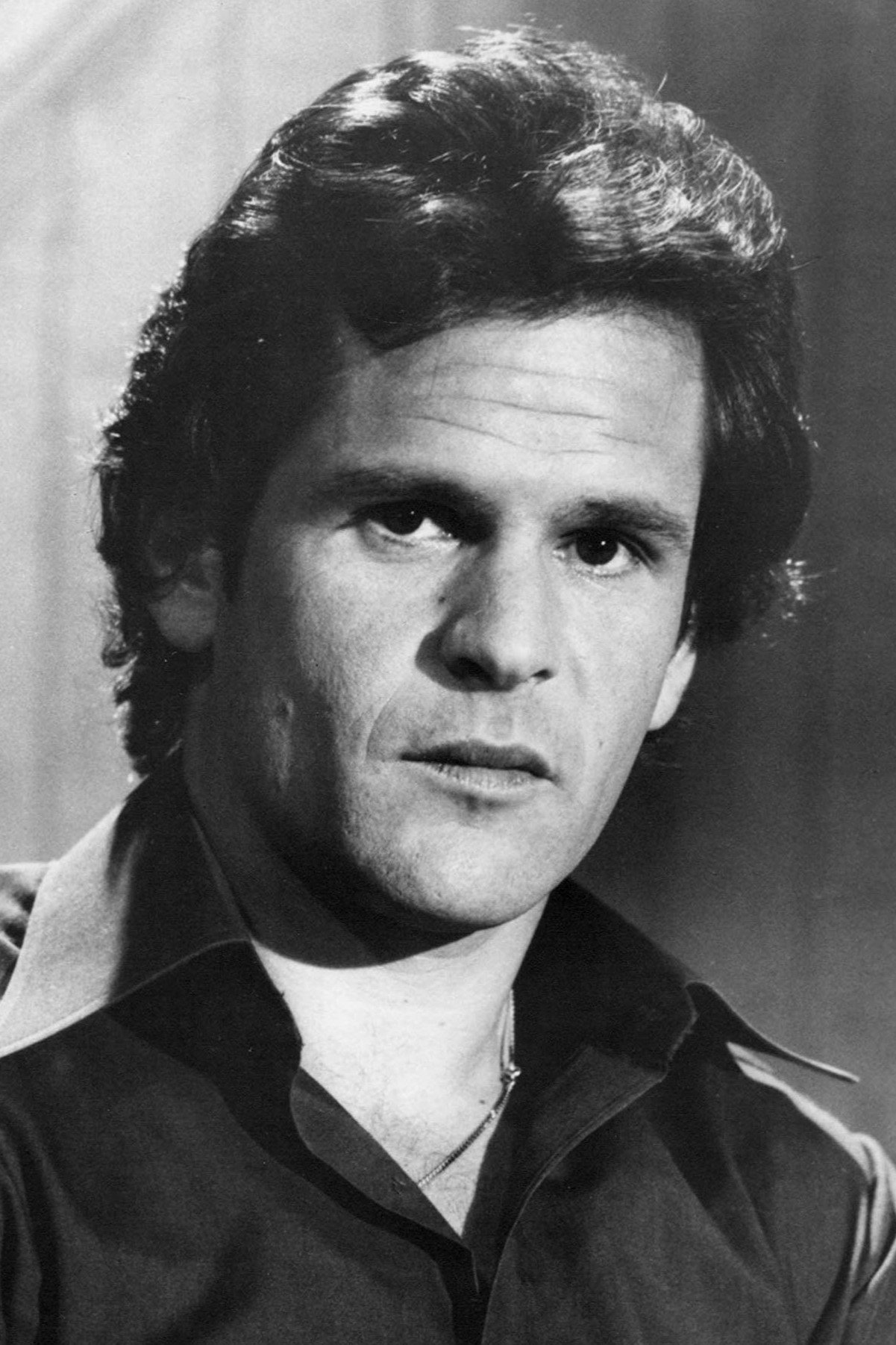 Asher Brauner backdrop