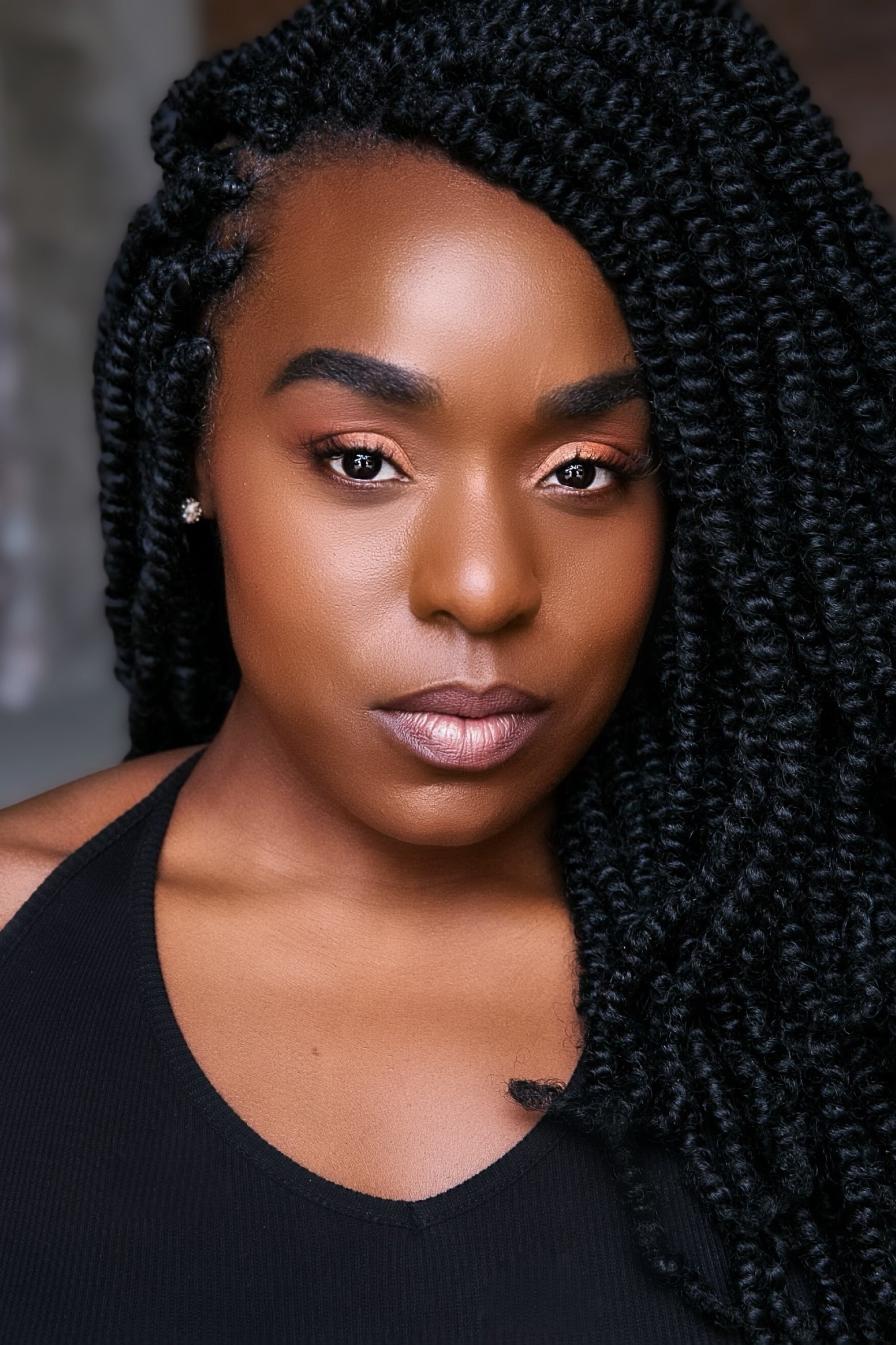 Maechi Aharanwa backdrop