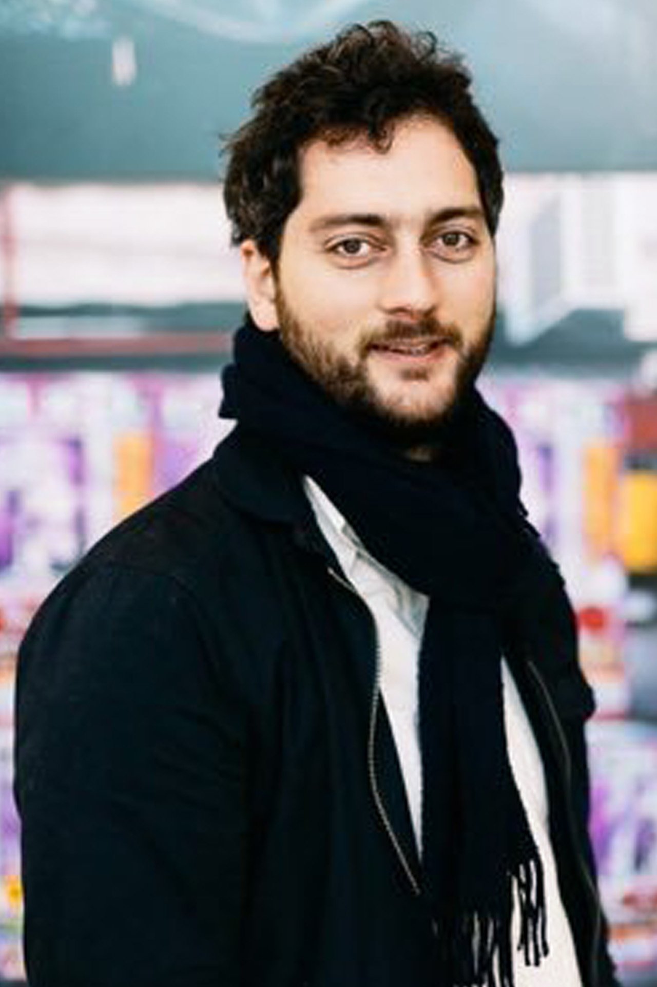 Olivier Lambert backdrop