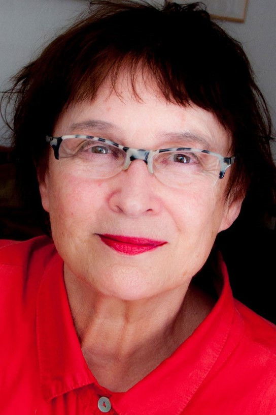 Lilly Grote backdrop