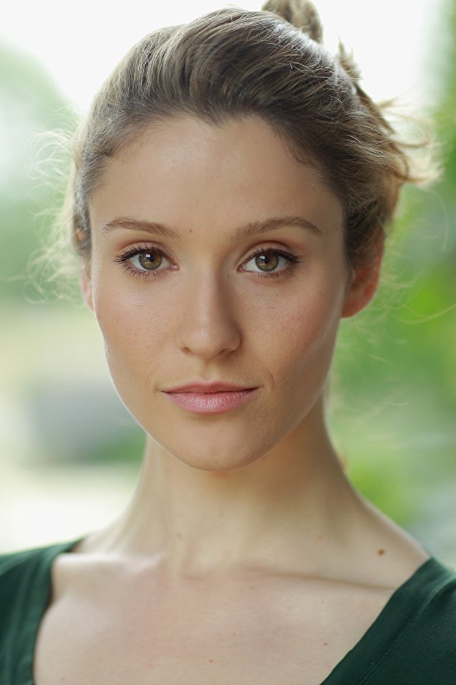 Norma Kuhling backdrop