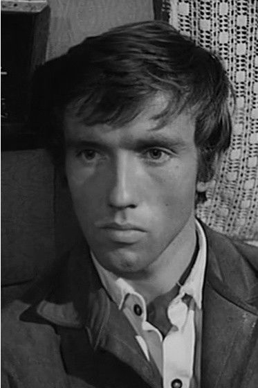 Mathis Schrader backdrop