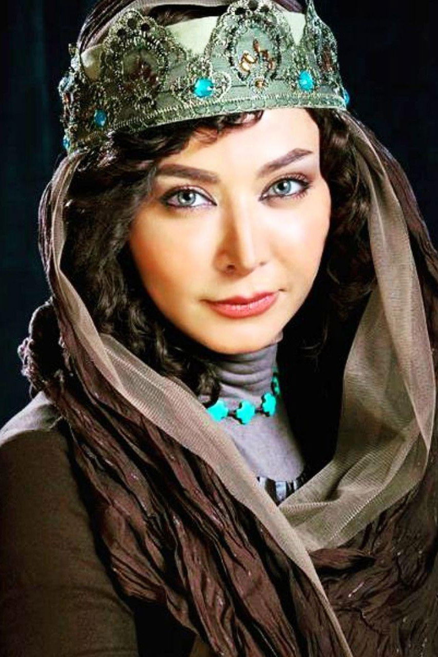 Faghiheh Soltani backdrop