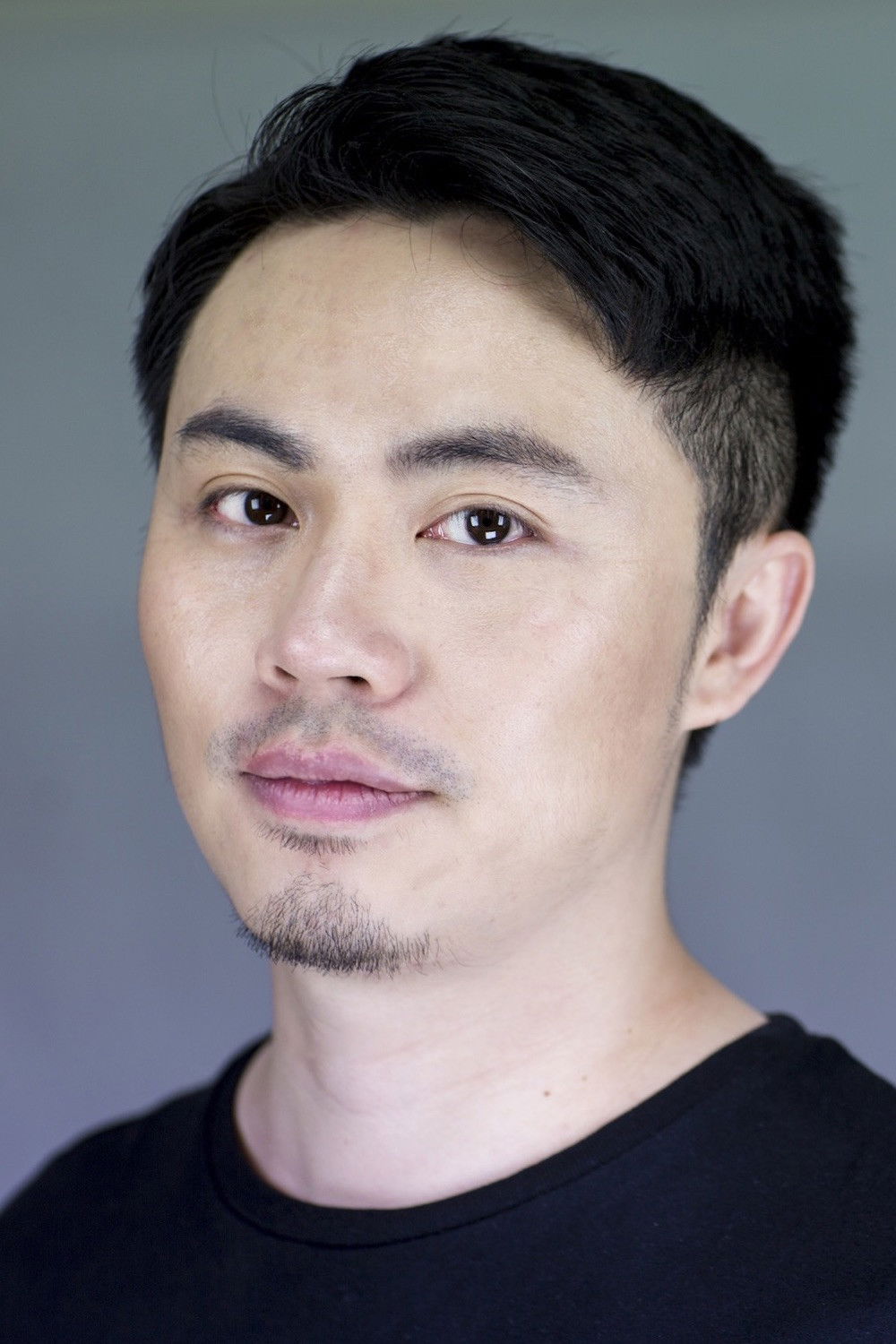 Zhiwen Leng backdrop