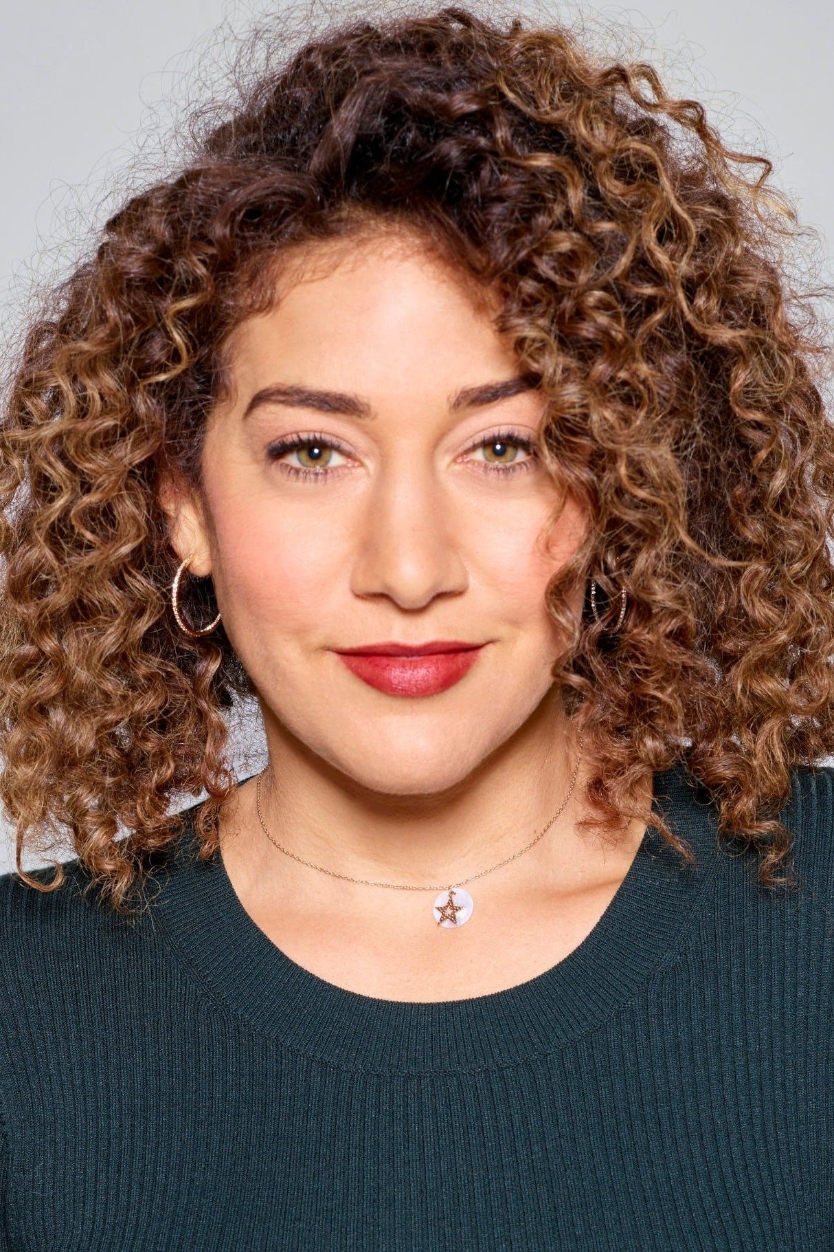 Marielle Scott backdrop