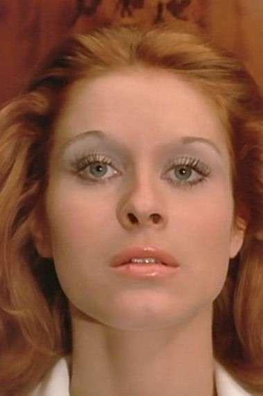 Chantal Arondel backdrop