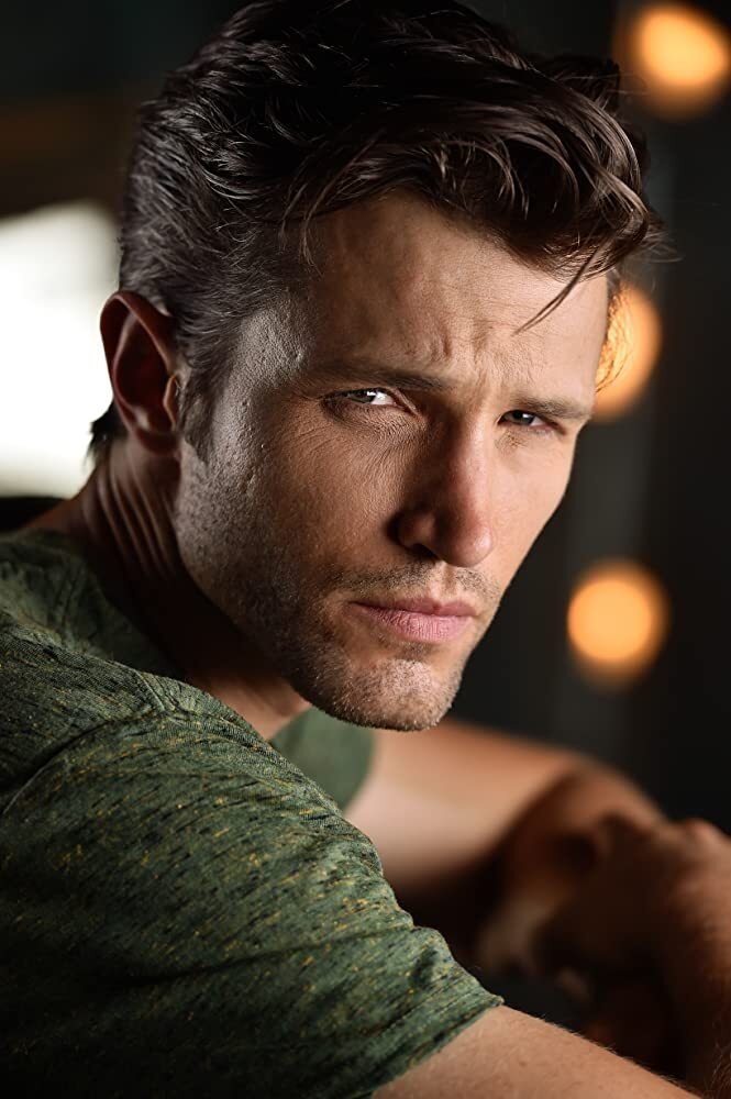 Eric Callero backdrop