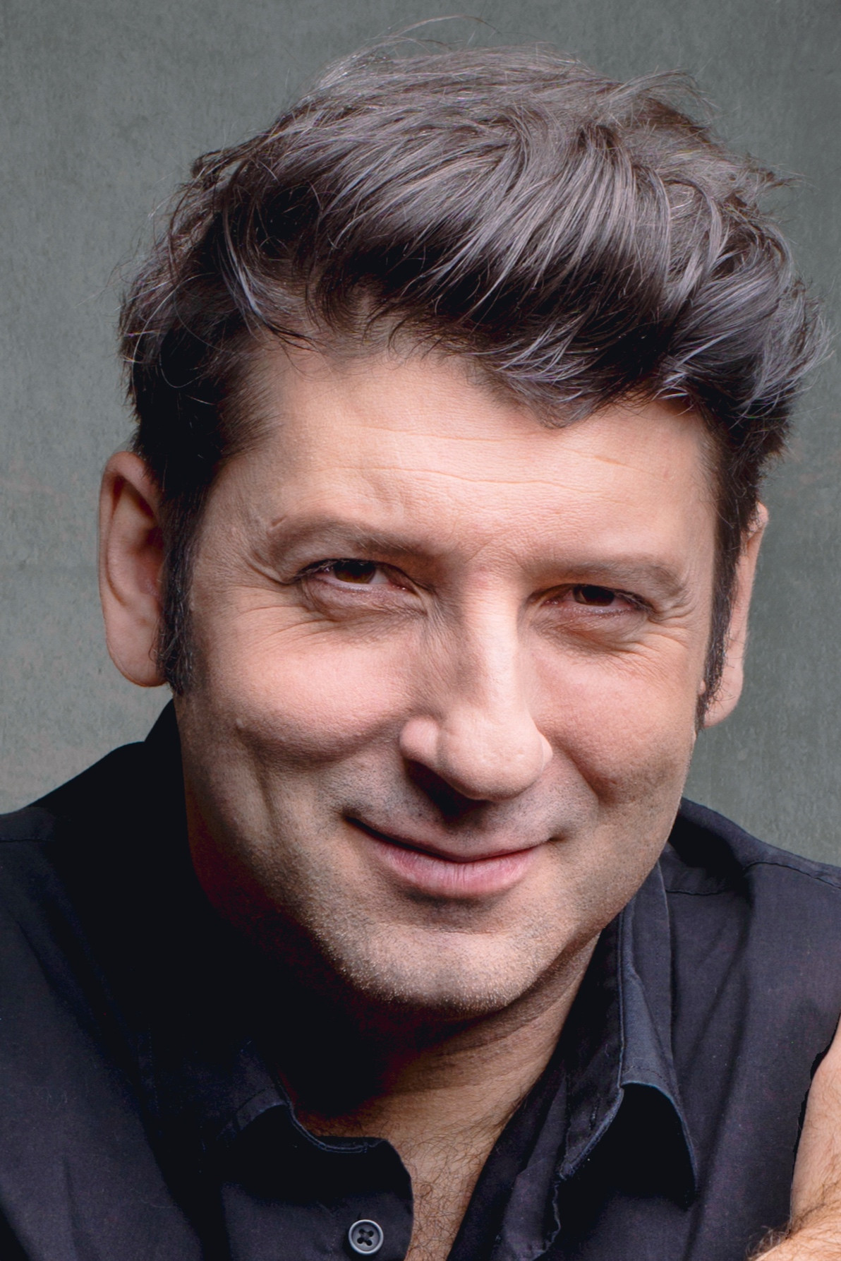 David Bizic backdrop