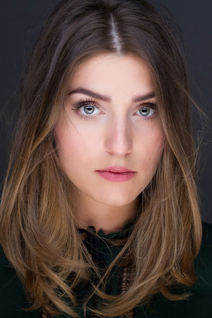 Anđela Jovanović backdrop