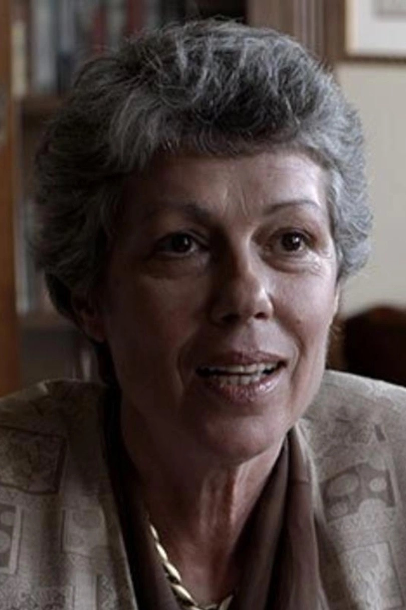 Júlia Correia backdrop