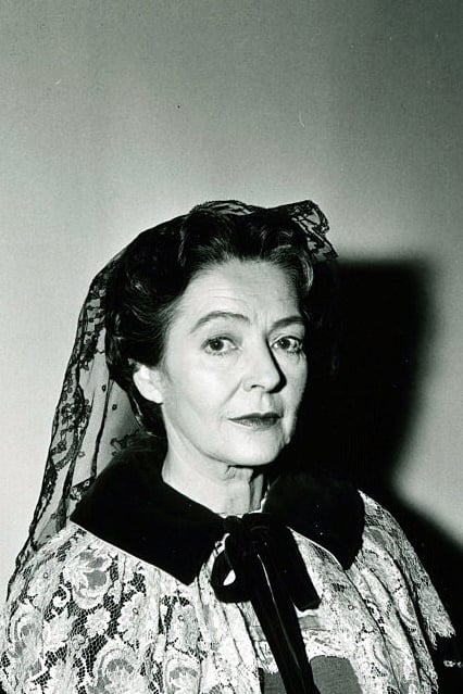 Ifigenie Kastiglioni backdrop