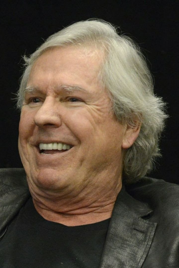 Xheims Uiljamsën backdrop