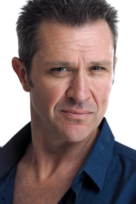 Cris Cochrane backdrop