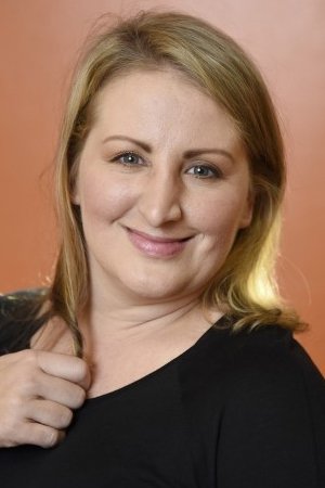 Mandy Moore backdrop