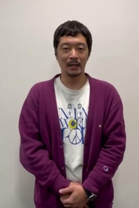 Shinya Ayabe backdrop