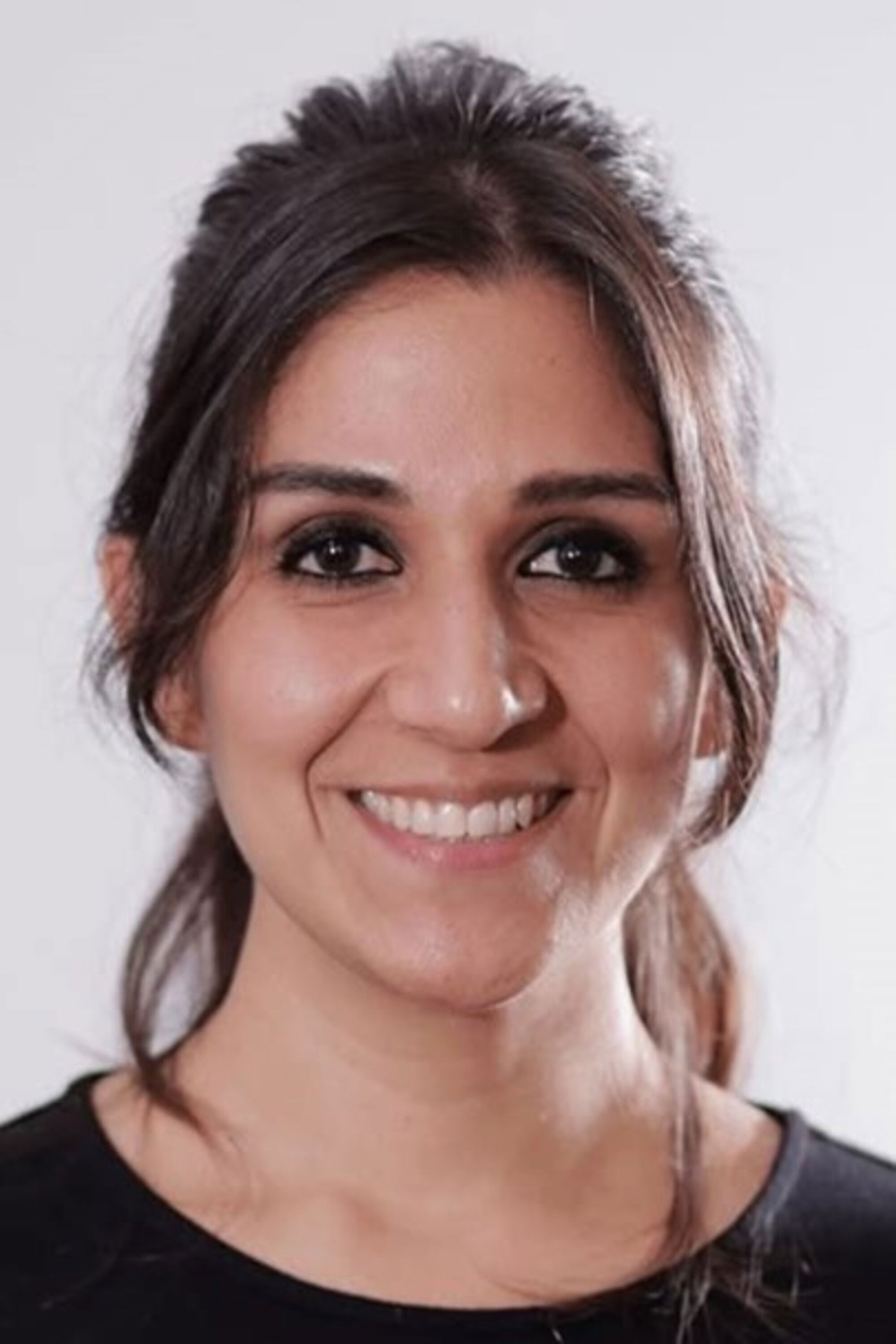 Brenda Vanegas backdrop