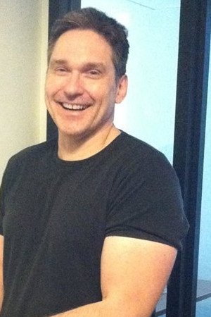 Majkël Rajan backdrop