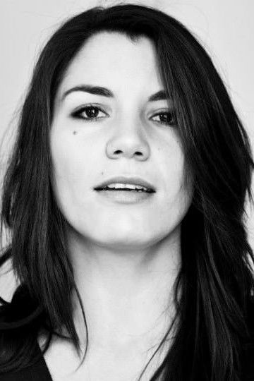 Angie Descalzi backdrop