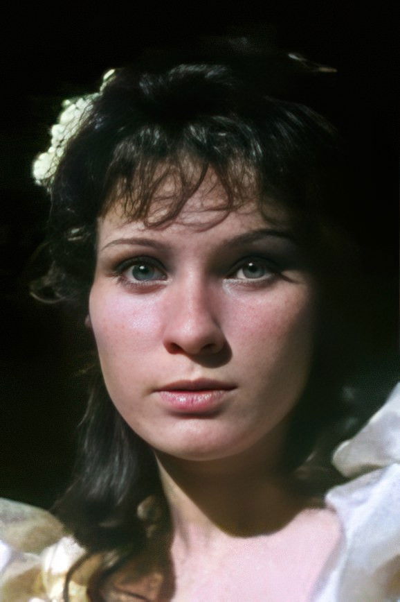 Susie Hickford backdrop