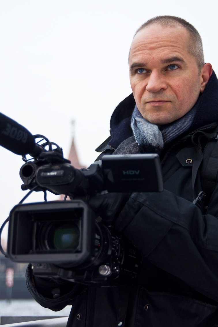 Jakob Schäuffelen backdrop