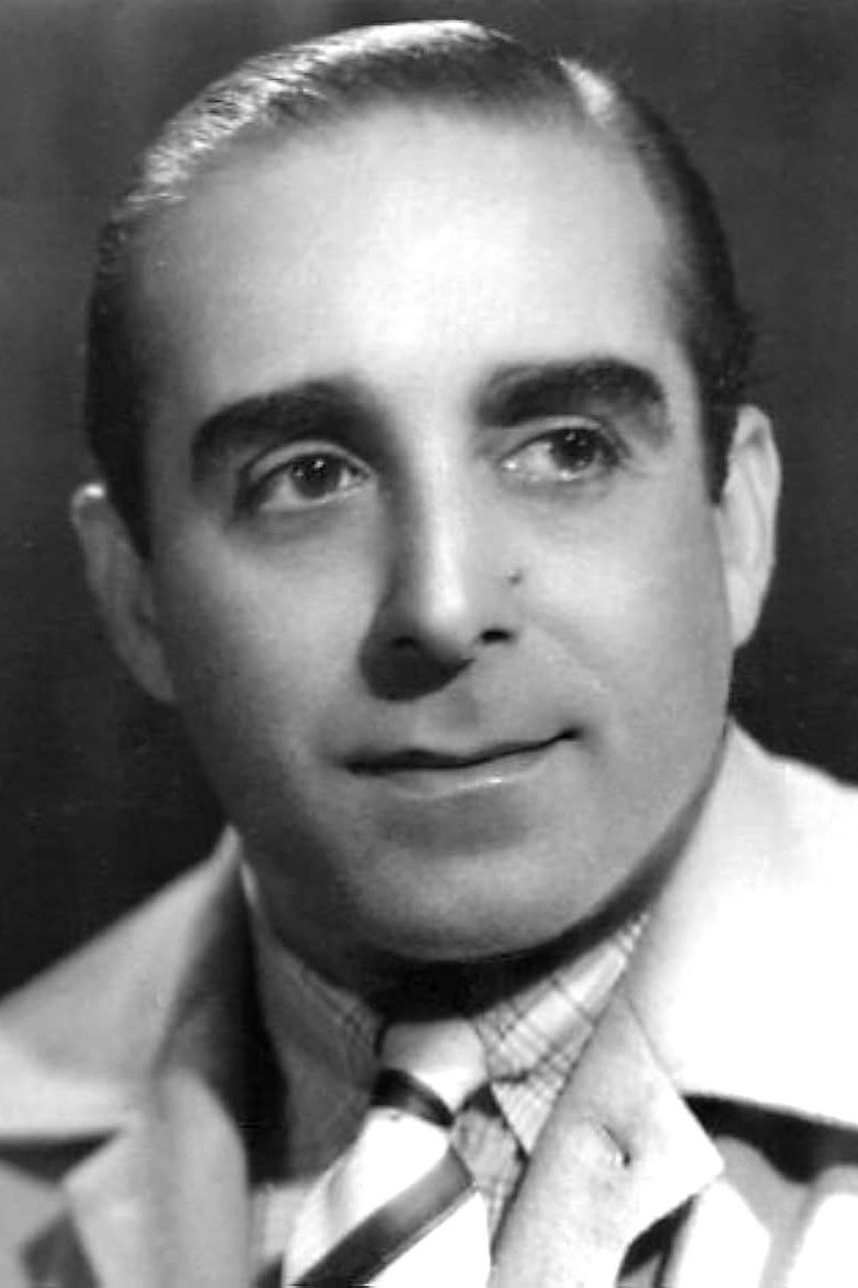 Eduardo Vivas backdrop