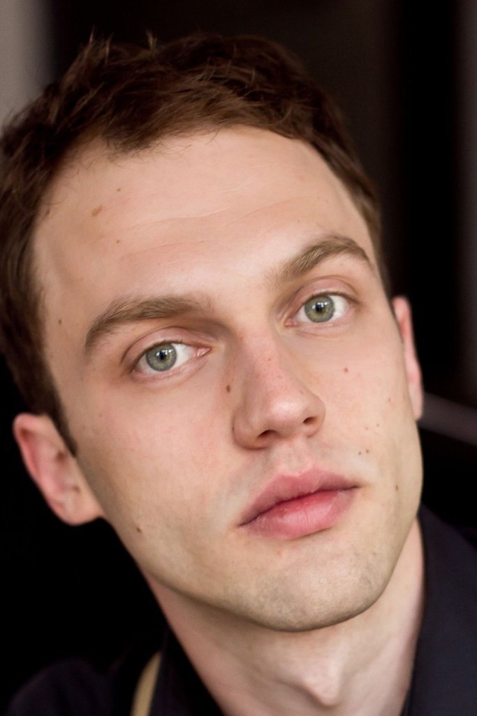 Christoph Bertram backdrop