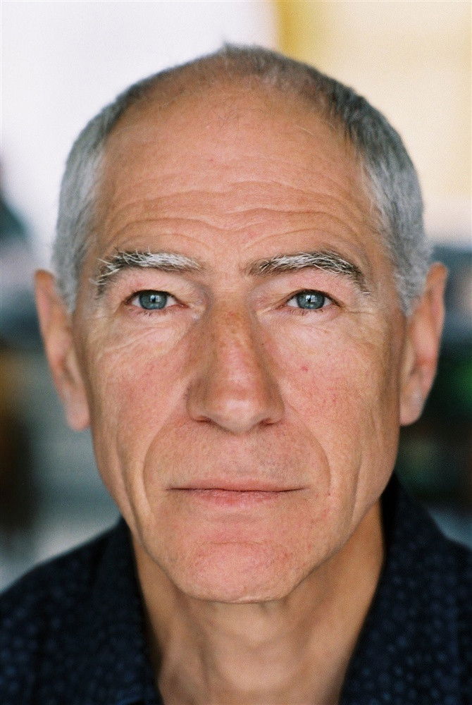 Pierre Dourlens backdrop