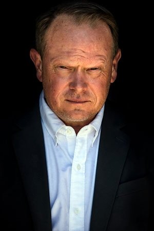 Travis W Bruyer backdrop