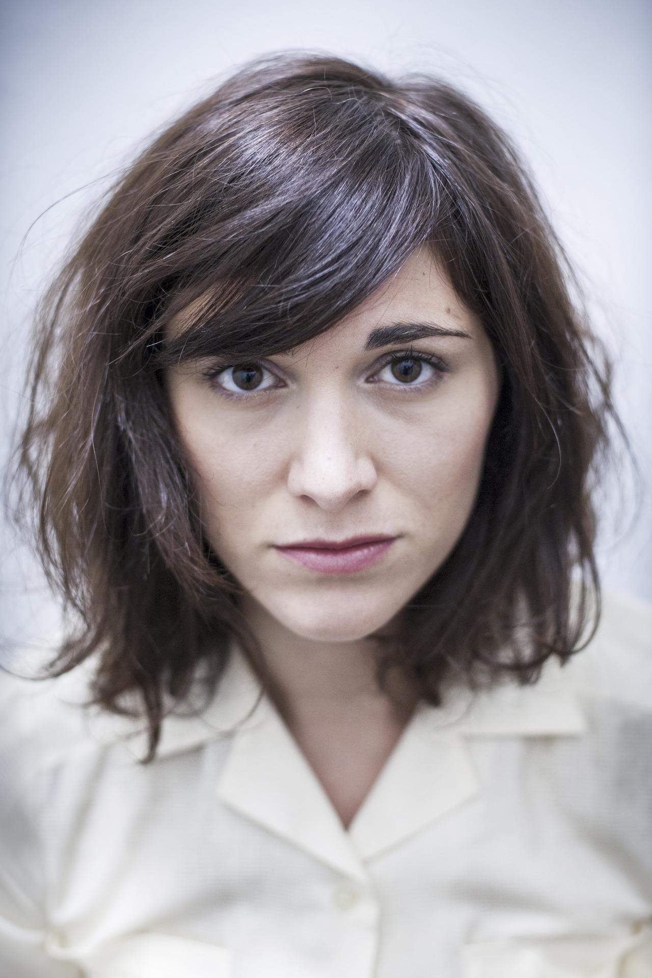 Flora Thomas backdrop