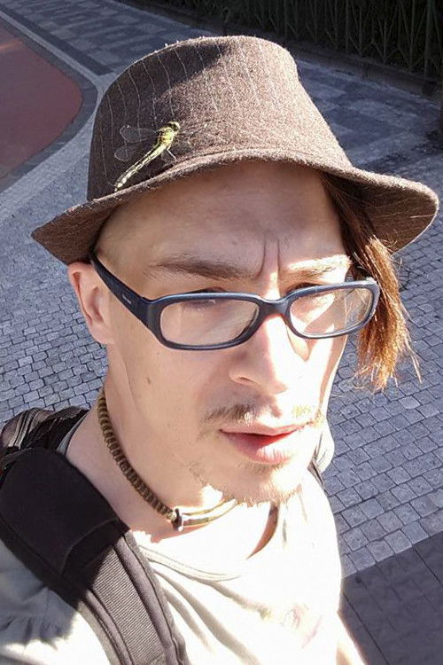 Josef Kolínský backdrop