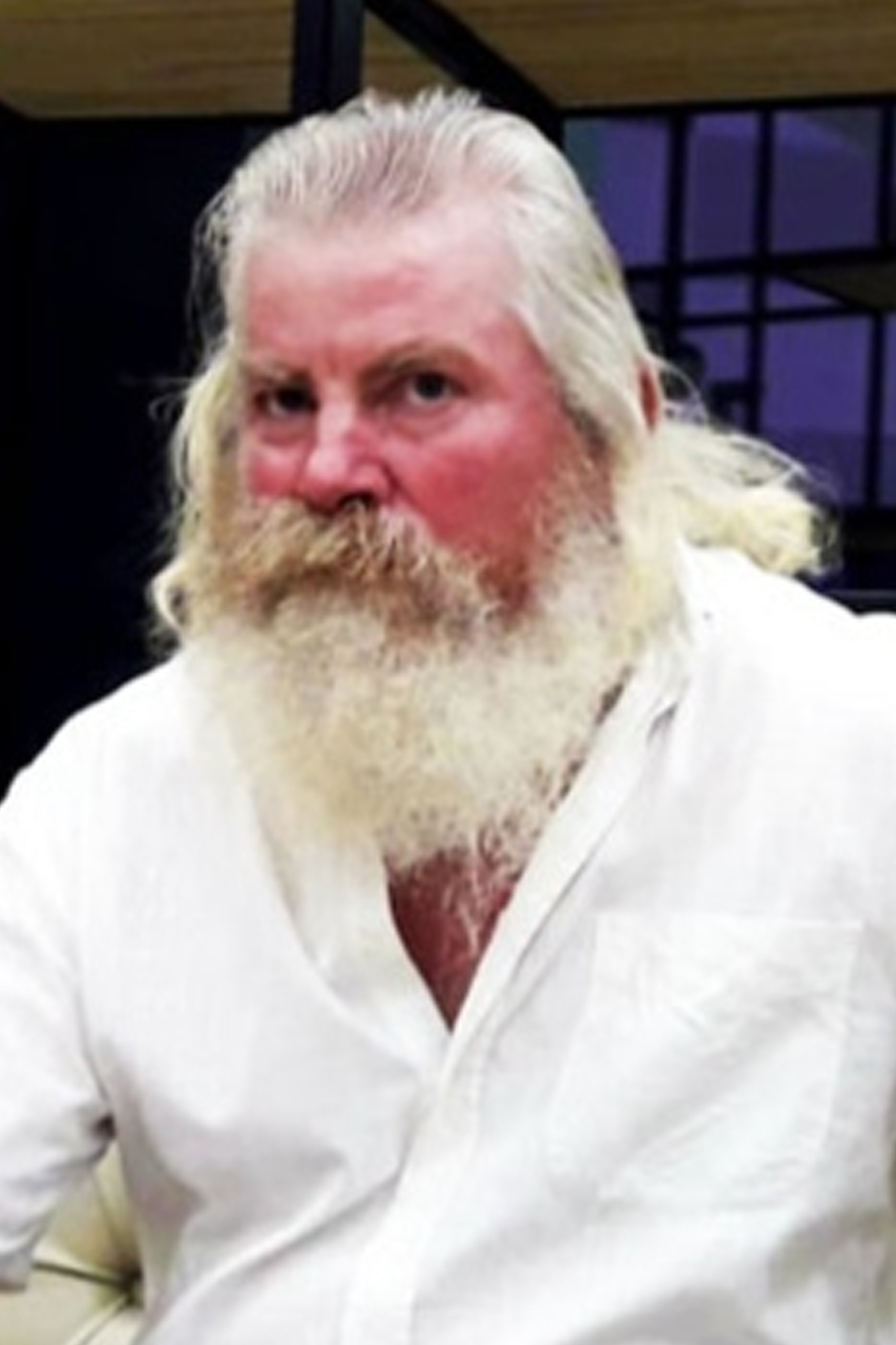 Benigno Lell backdrop