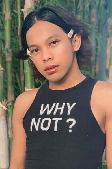 Awra Briguela backdrop