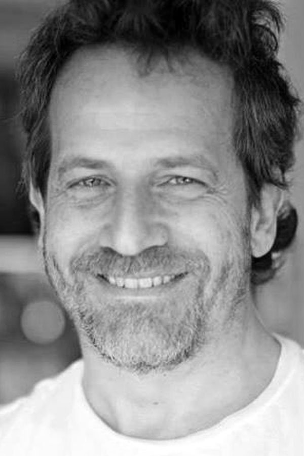 Diego De Paula backdrop